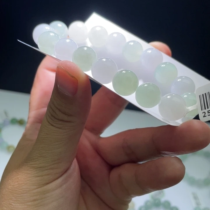 未镶嵌定制翡翠翡翠卡12