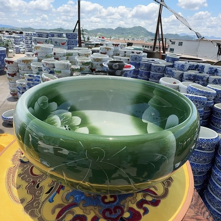 瓷片直径32，高14。。。。