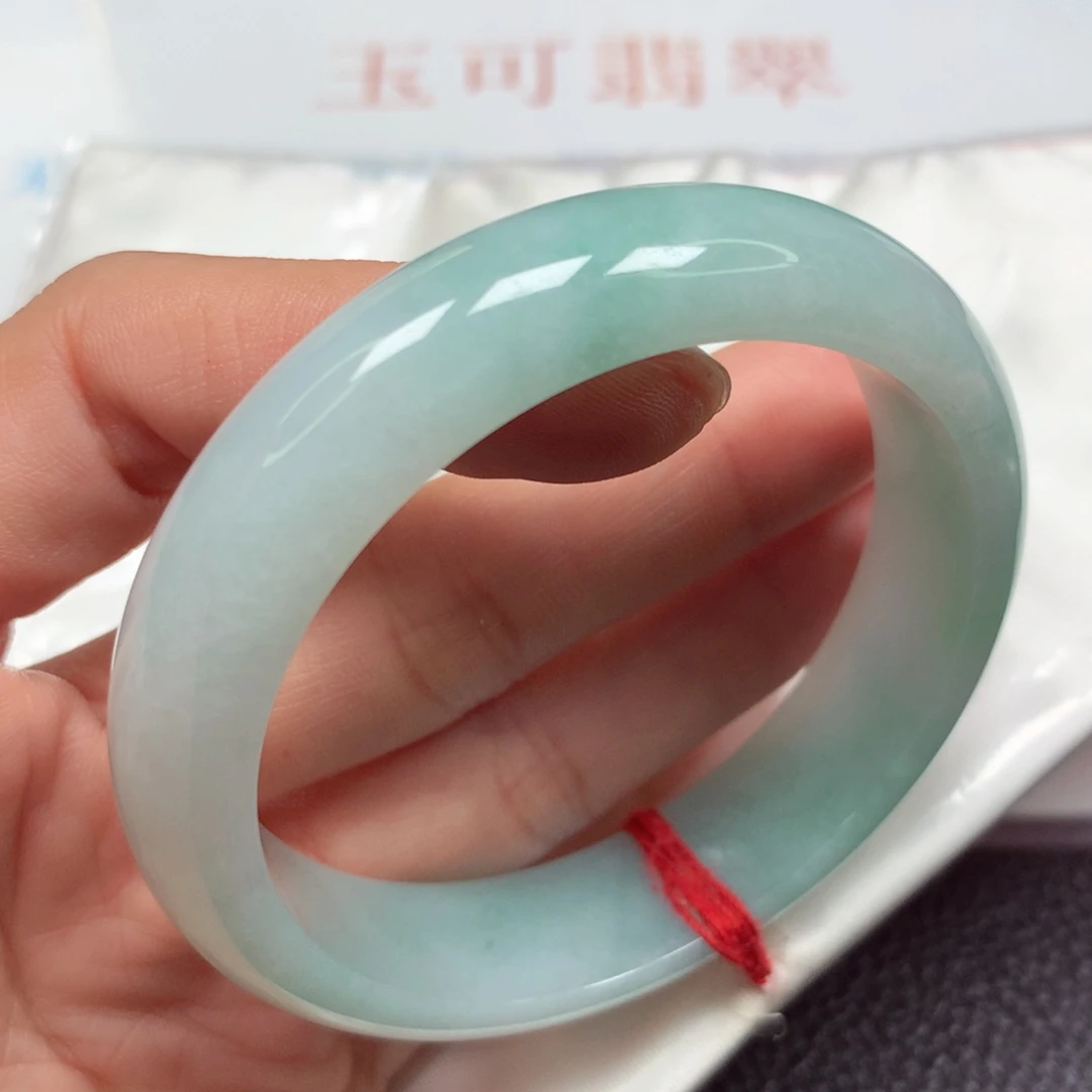翡翠未镶嵌手镯冰胶细腻胶底飘蓝绿色5556轮胎