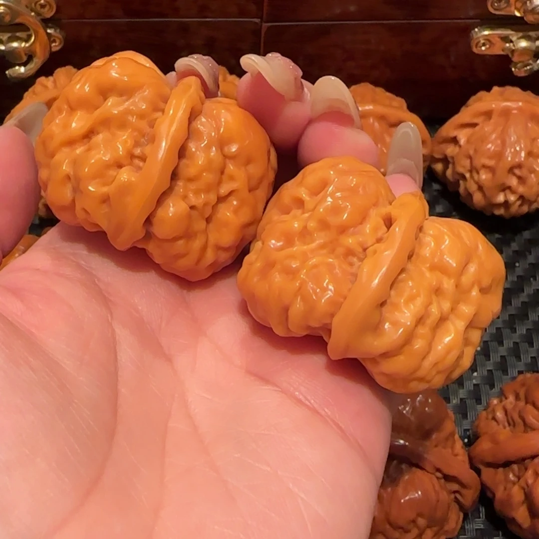 文玩核桃吊坠万**意蛤蟆头39精品