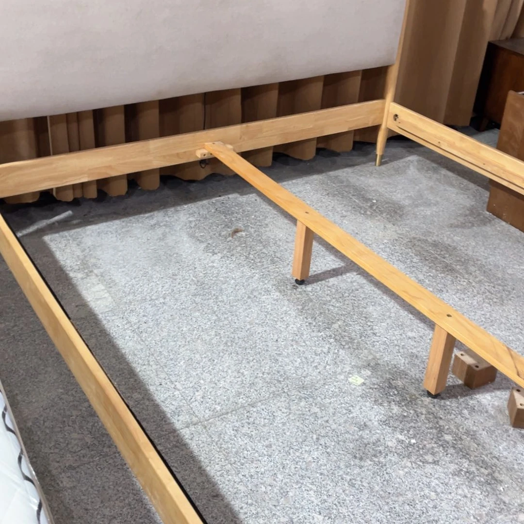 木实木原木色软包床2米乘1.8