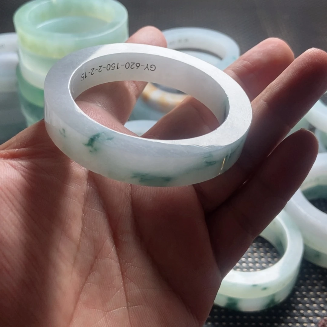 赞****定制翡翠A A未镶嵌