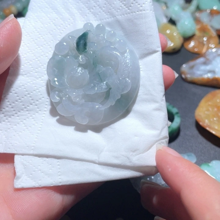 【闪购商品】翡翠颈饰未镶嵌天然翡翠