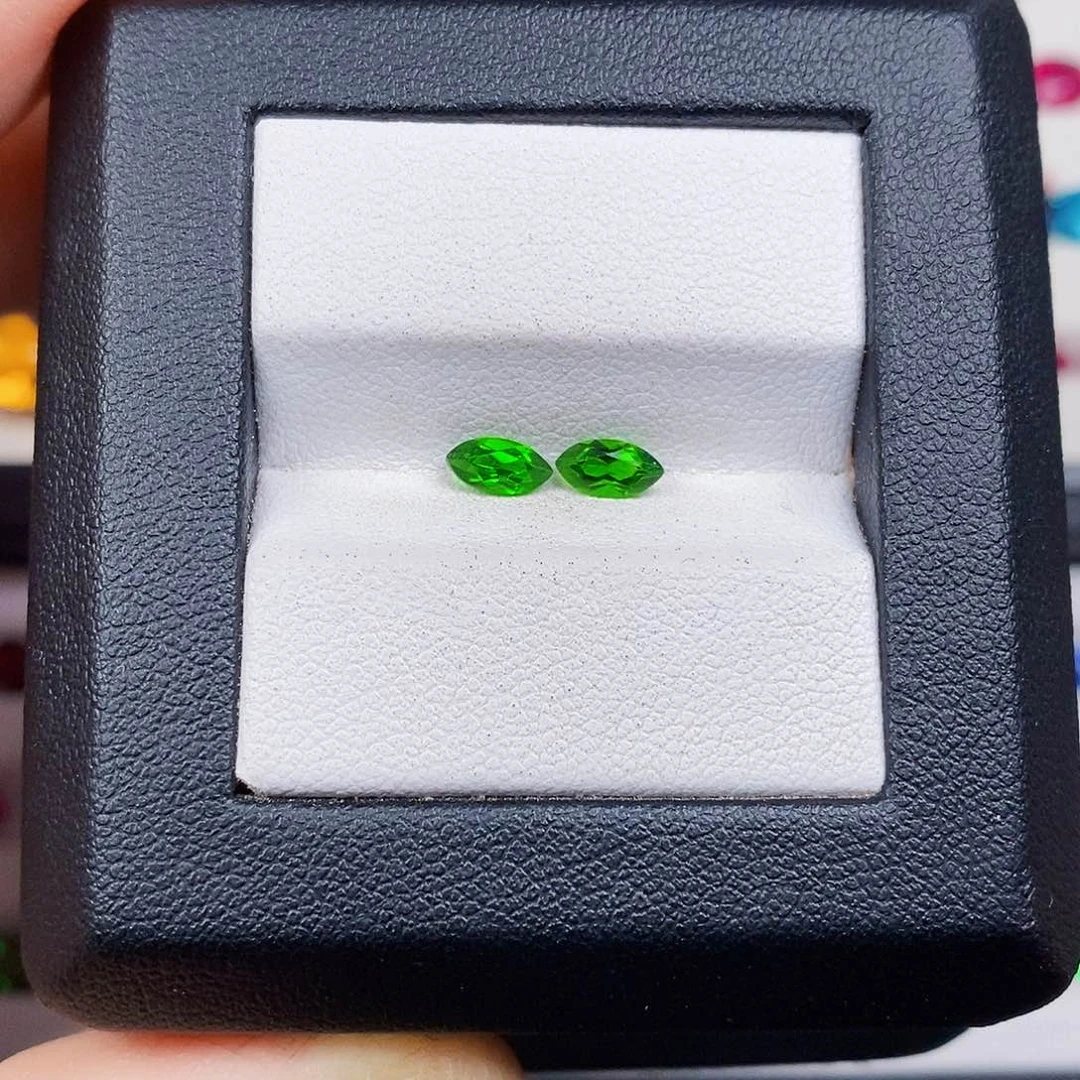 透辉石裸石未镶嵌