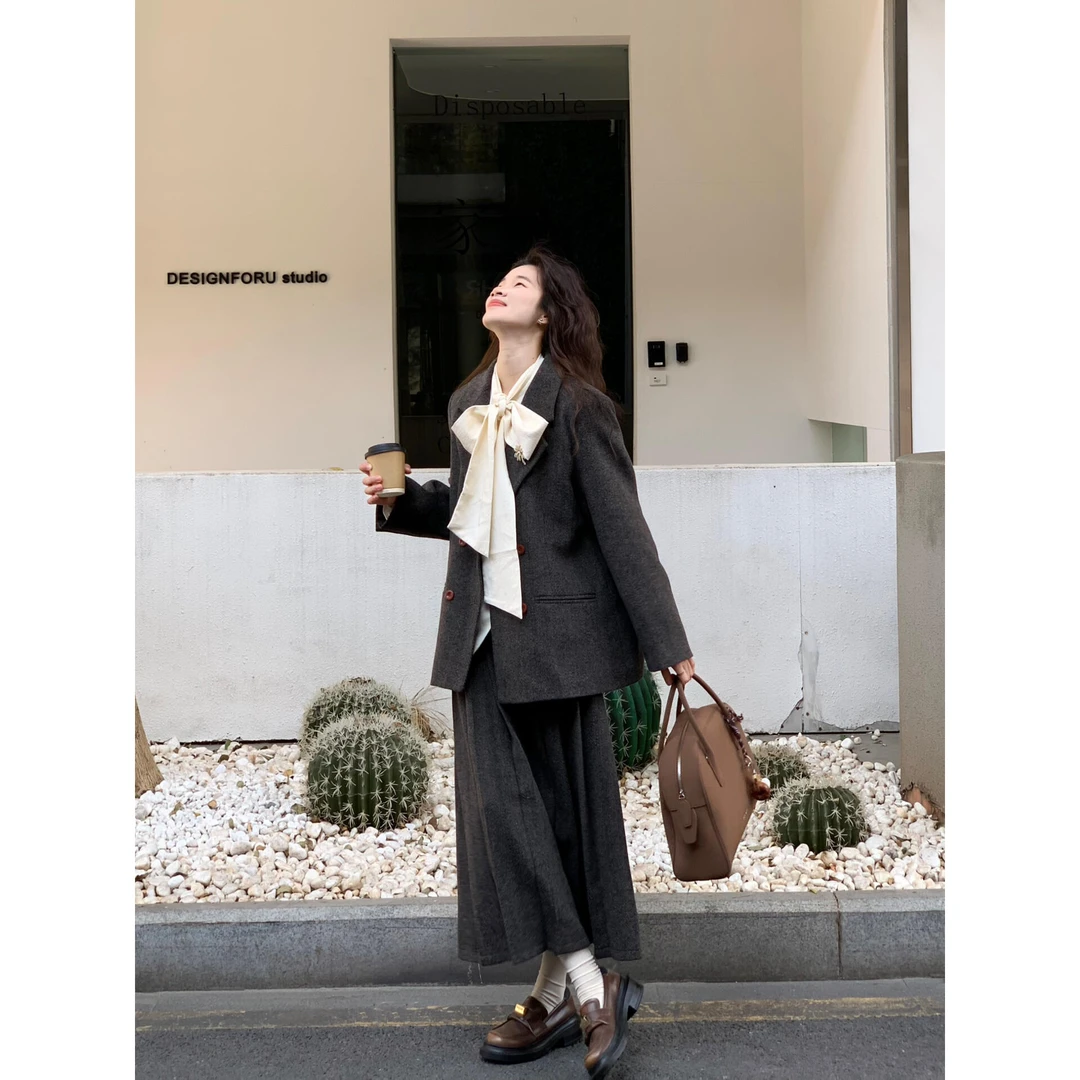 2025秋冬新款衬衫外套半身裙套装女慵懒风气质高级感超好看三件套