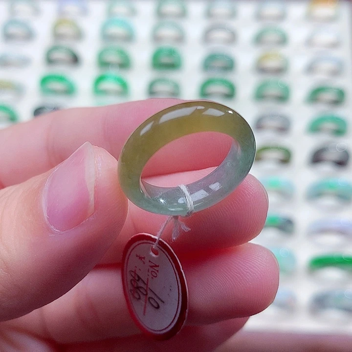 翡翠未镶嵌戒指10号