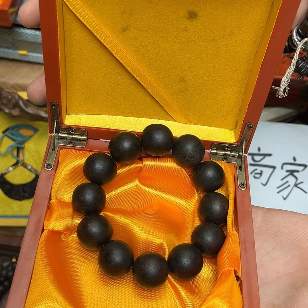 大叶紫檀（黑酸枝木类）