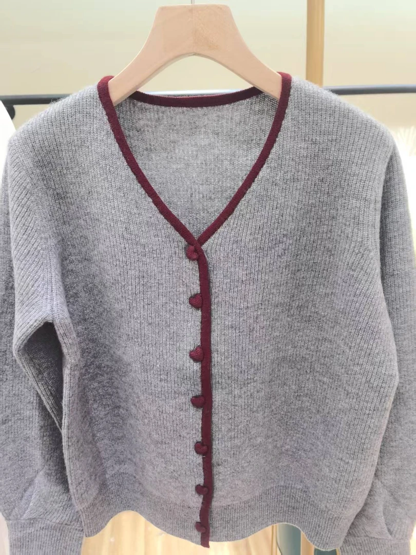 【敏敏】春秋薄款拼接纯色V领开衫上衣