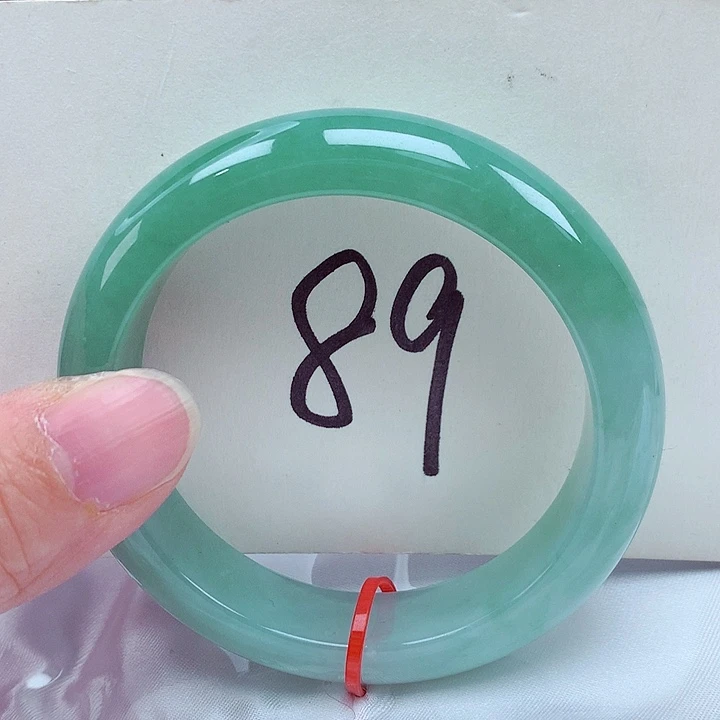 翡翠未镶嵌手镯翡翠