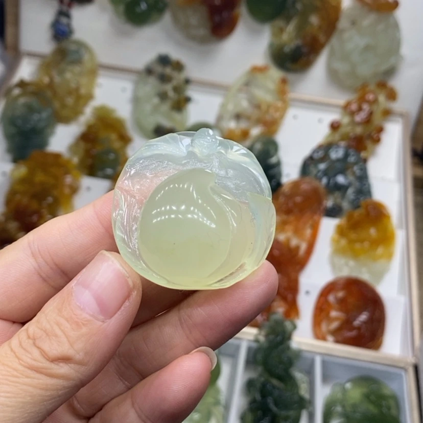 【闪购商品】未镶嵌蛇纹石玉颈饰