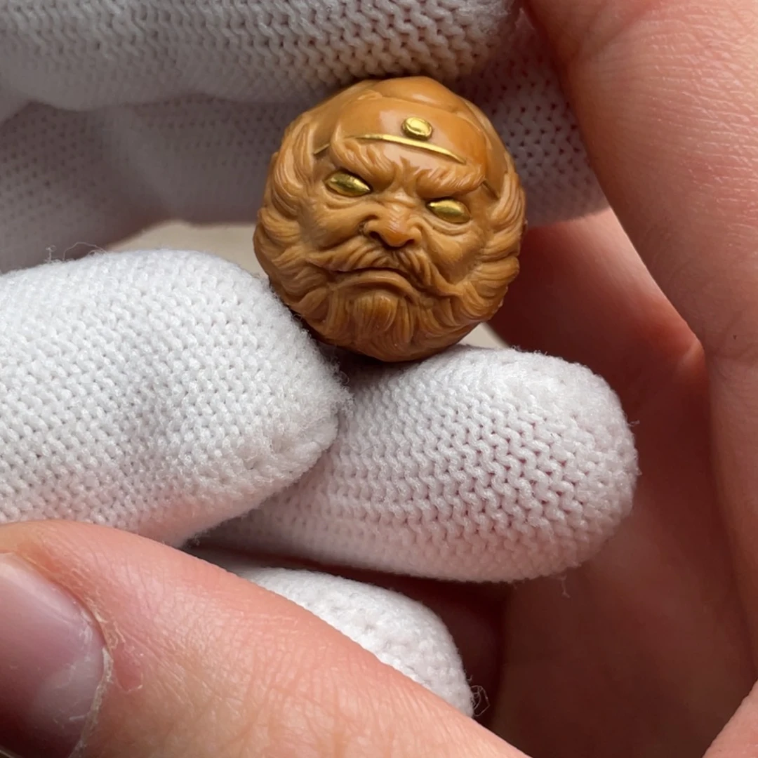 文玩核桃吊坠猴头核桃雕刻