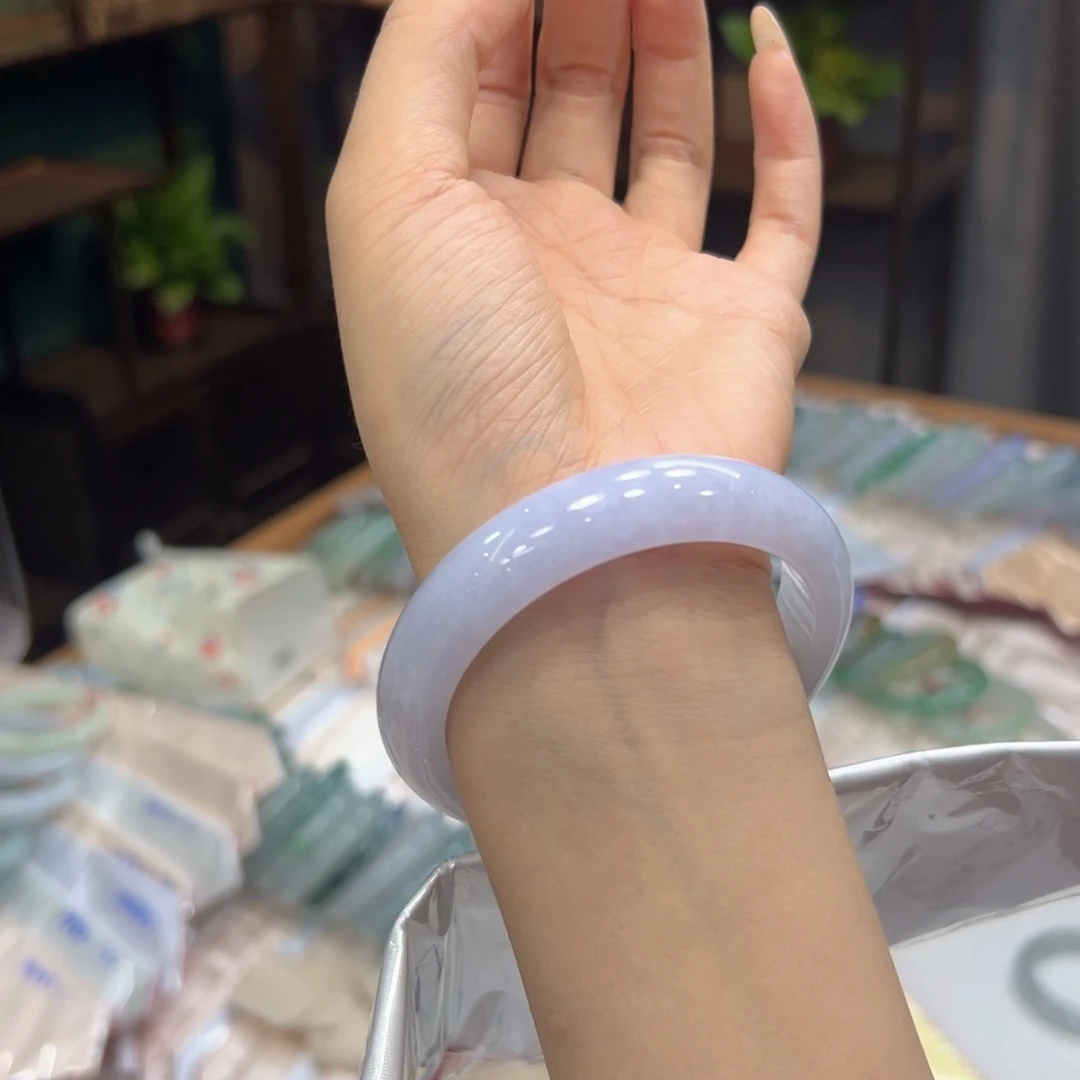 翡翠未镶嵌手镯翡翠