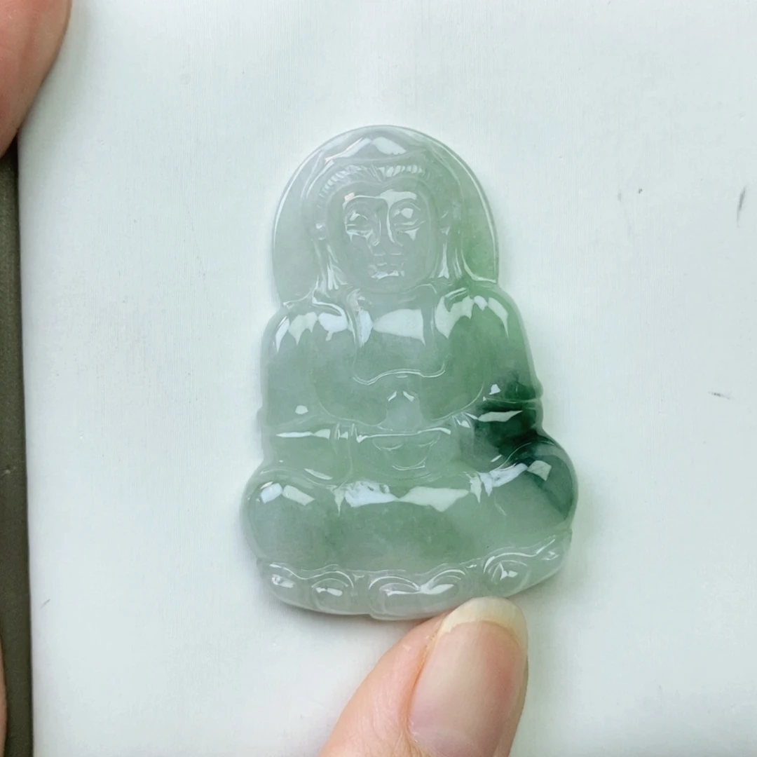 中***孩翡翠未镶嵌颈饰观音