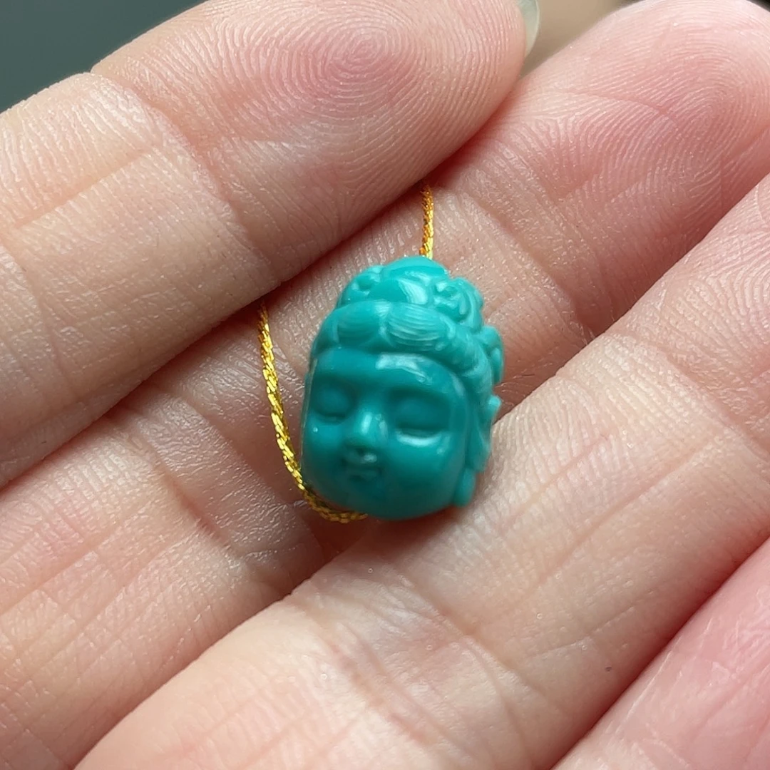 绿松石未镶嵌颈饰