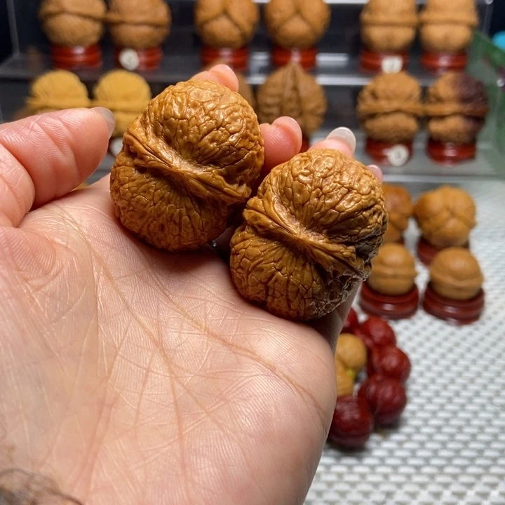 文玩核桃把件23黄金印元宝