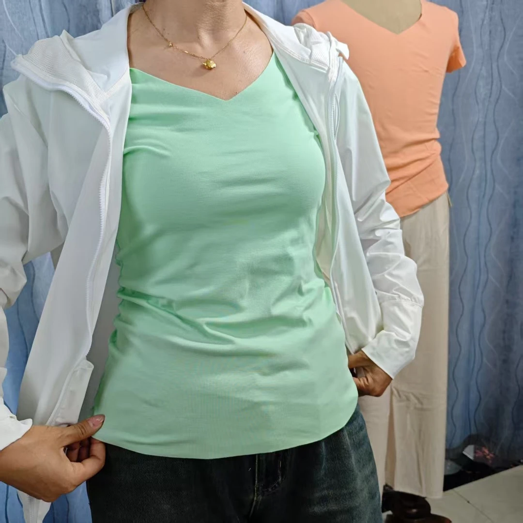 夏季女款无痕超薄短袖莫代尔短袖半截袖
