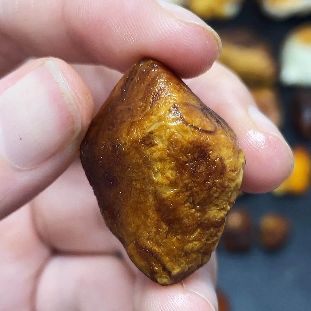 定制琥珀未镶嵌定制