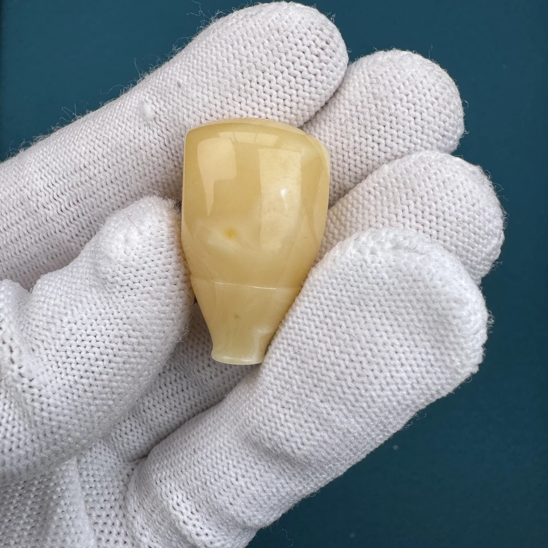 Z1732天然原矿蜜蜡 蜜蜡三通 17.5*29.5mm 80克价