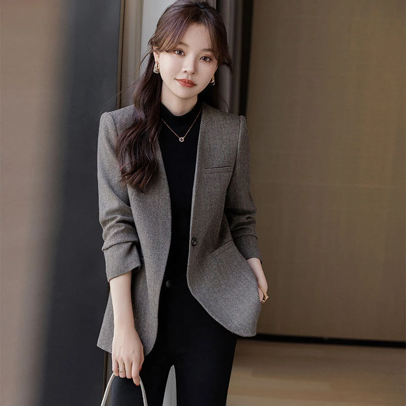 灰色无领西装外套女新款春秋季女装休闲薄款正装小西服女款上衣