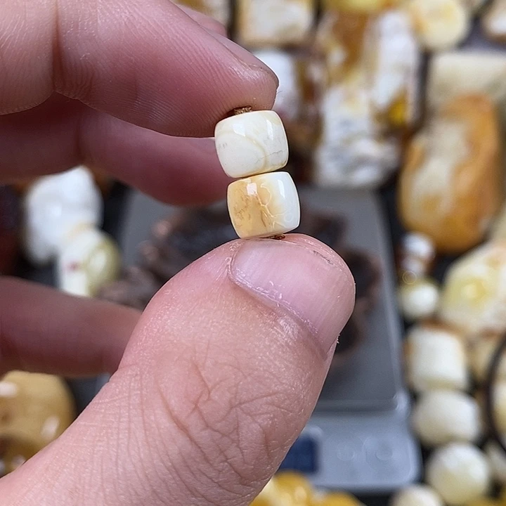 未镶嵌琥珀裸石我