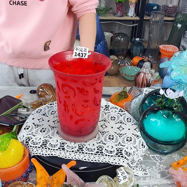 1437 家悦琉璃工艺品不完美