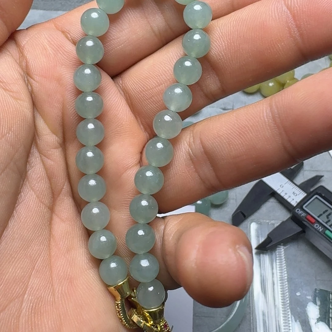 定制翡翠未镶嵌手串