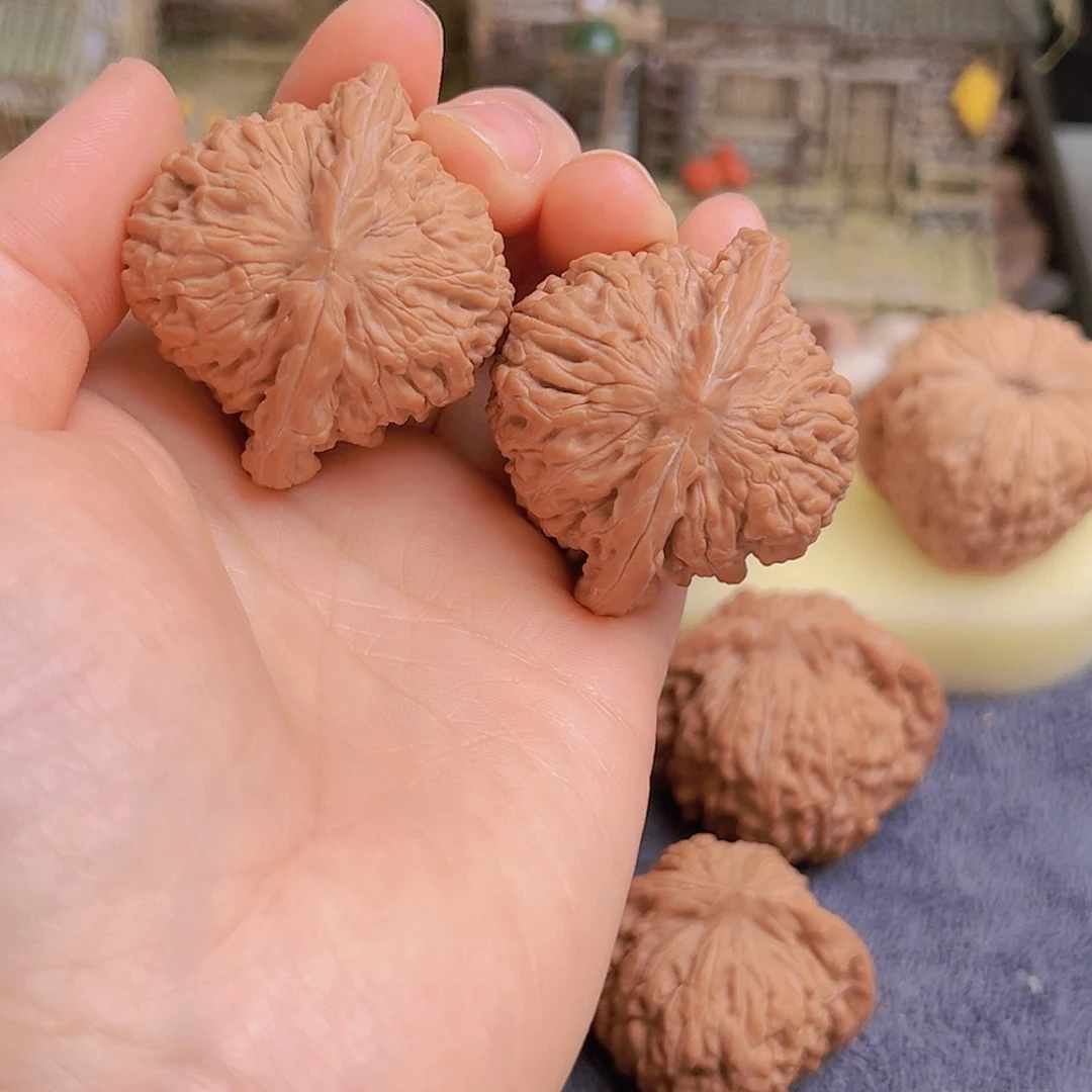 文玩核桃吊坠西*狼汉高楼