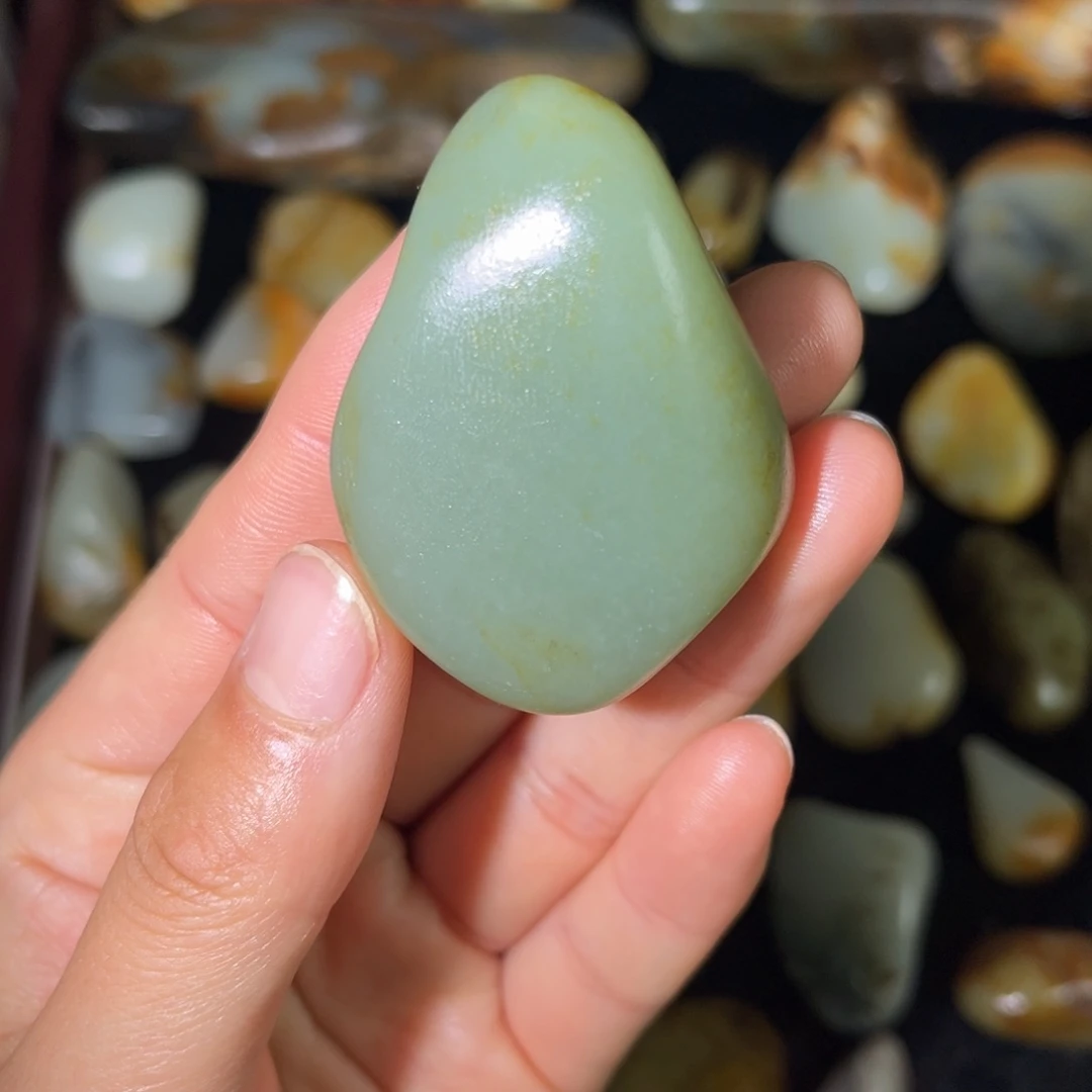和田玉（糖玉）未镶嵌挂件73g