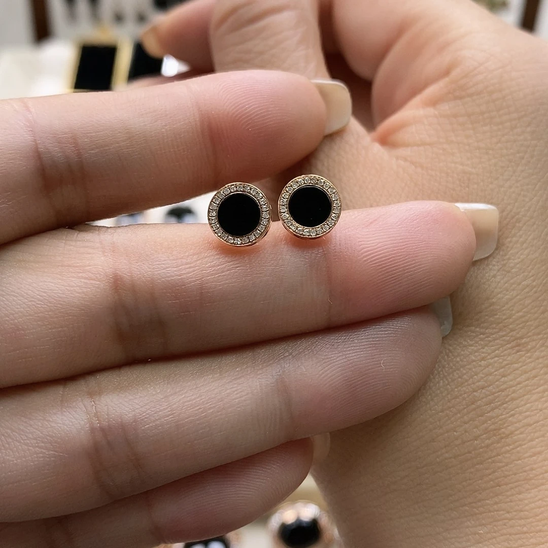 翡翠18K金镶嵌耳饰墨翠