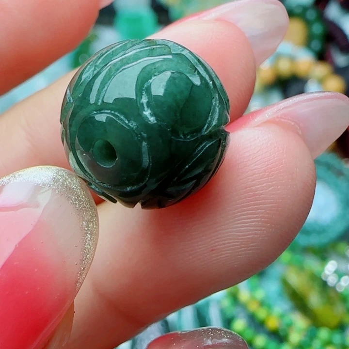 翡翠未镶嵌颈饰天然A货25