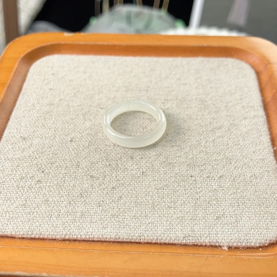 和田玉未镶嵌戒指Y64白玉圆切直径16不退换