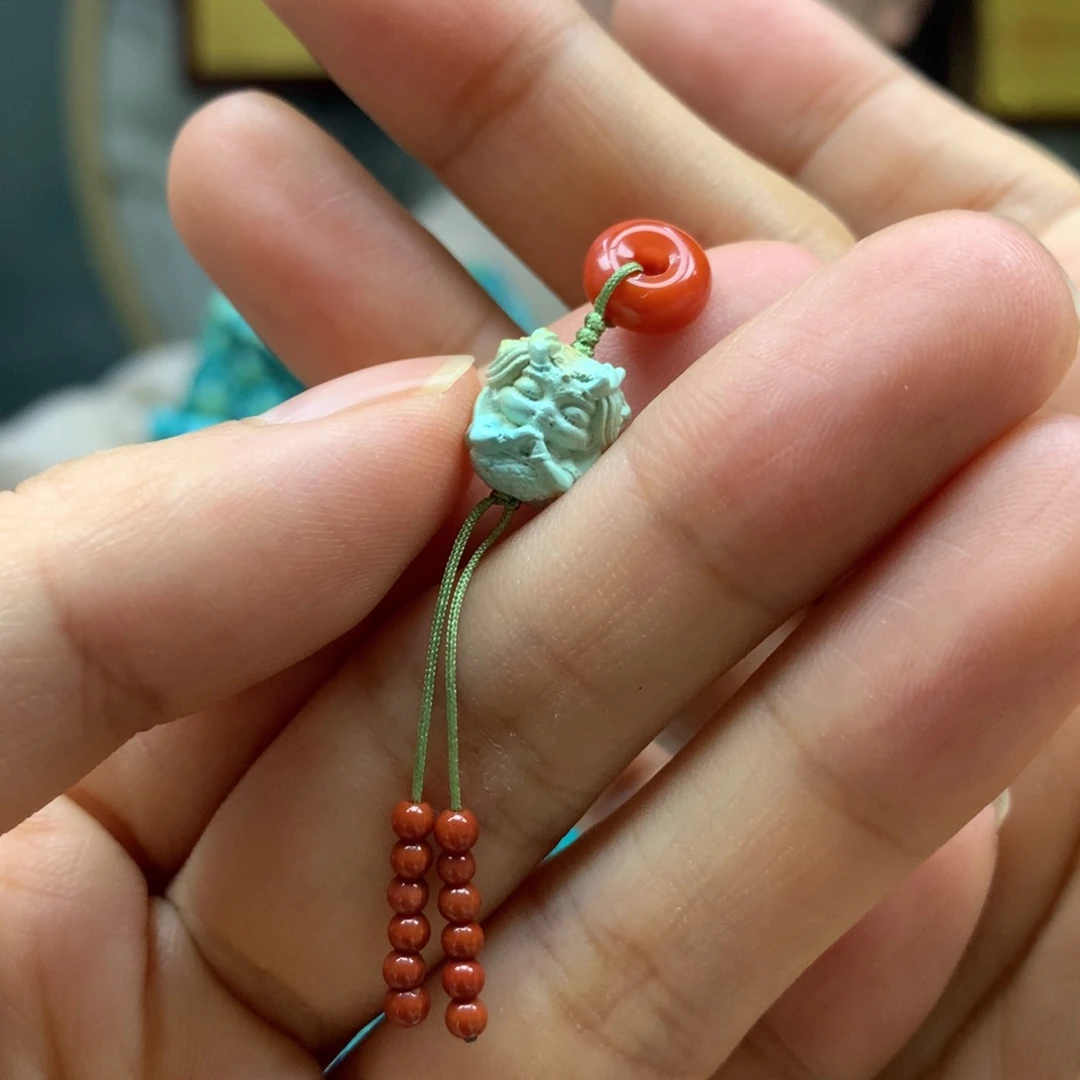 南红玛瑙配饰未镶嵌