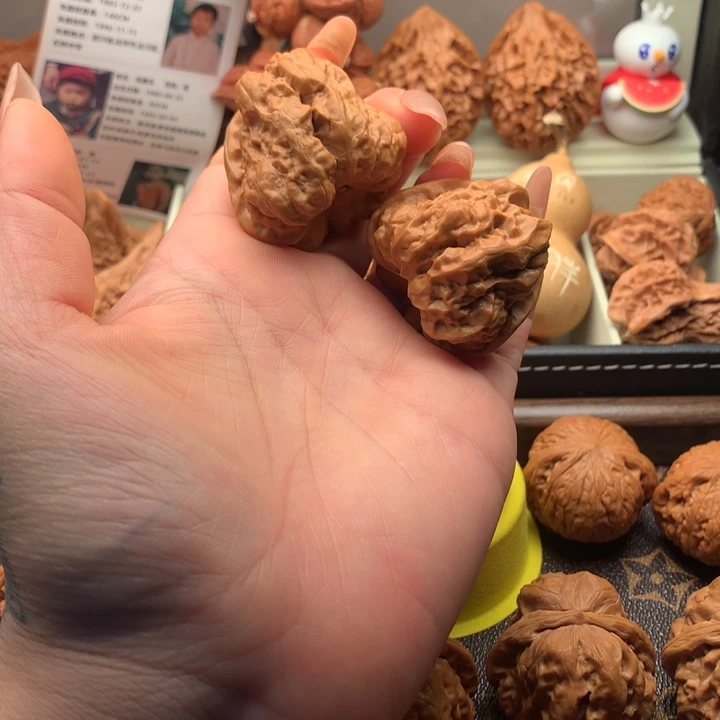 桃核吊坠41尺寸暴力肌肉蛙