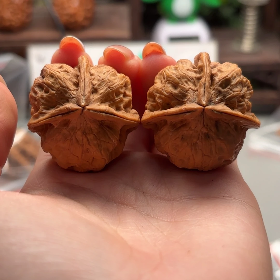 把件文玩核桃小娃娃瑕150