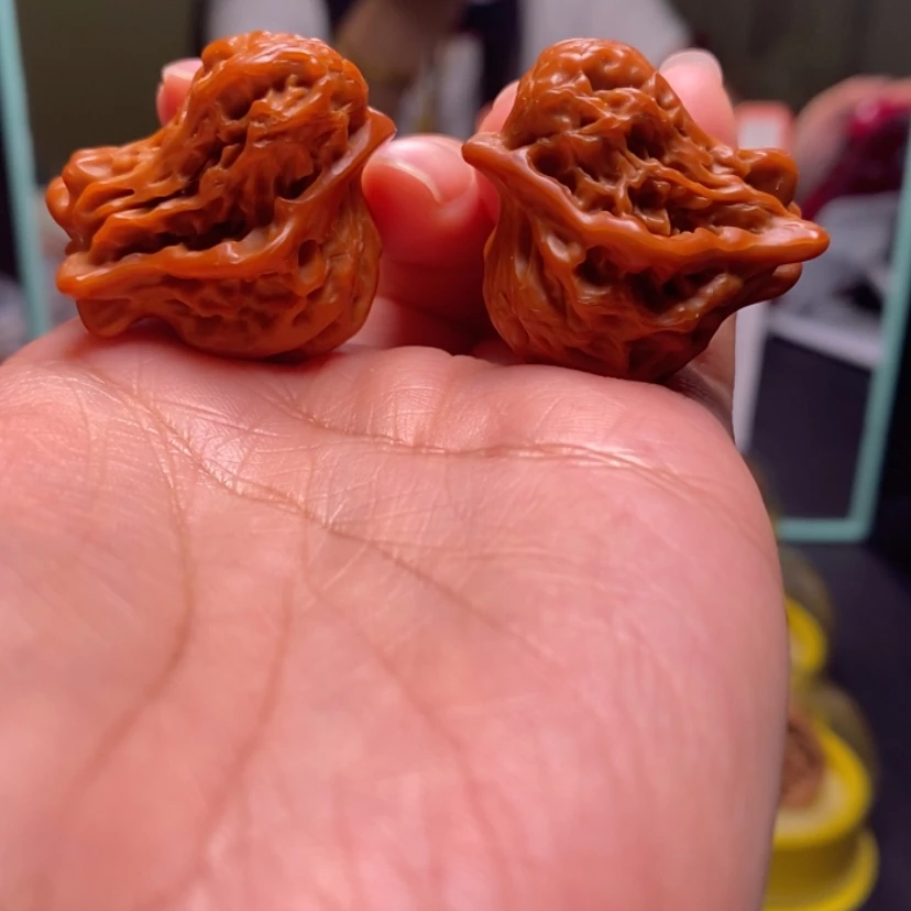 【闪购商品】桃核把件突*6号小鸟，
