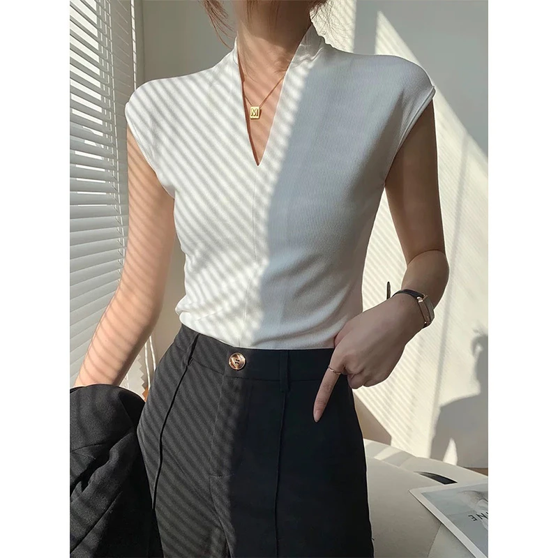 Moses Queen/魔西女王韩版时尚v领洋气短袖T恤收腰显瘦打底衫上衣