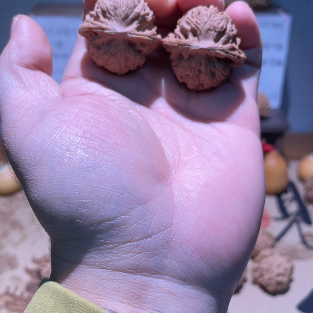 文玩核桃吊坠33尺小手捻