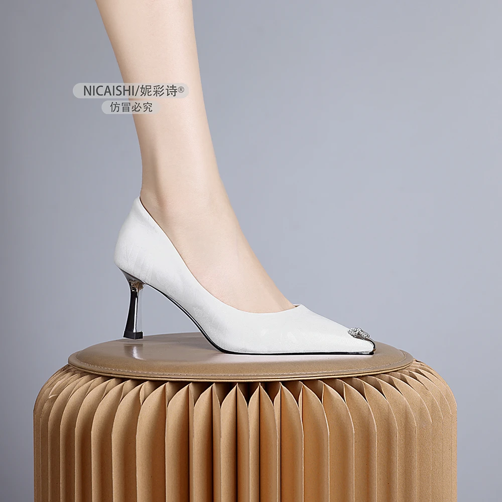 2025年新款欧美气质女单鞋晚晚风温柔淑女配裙子时尚炸街浅口0231
