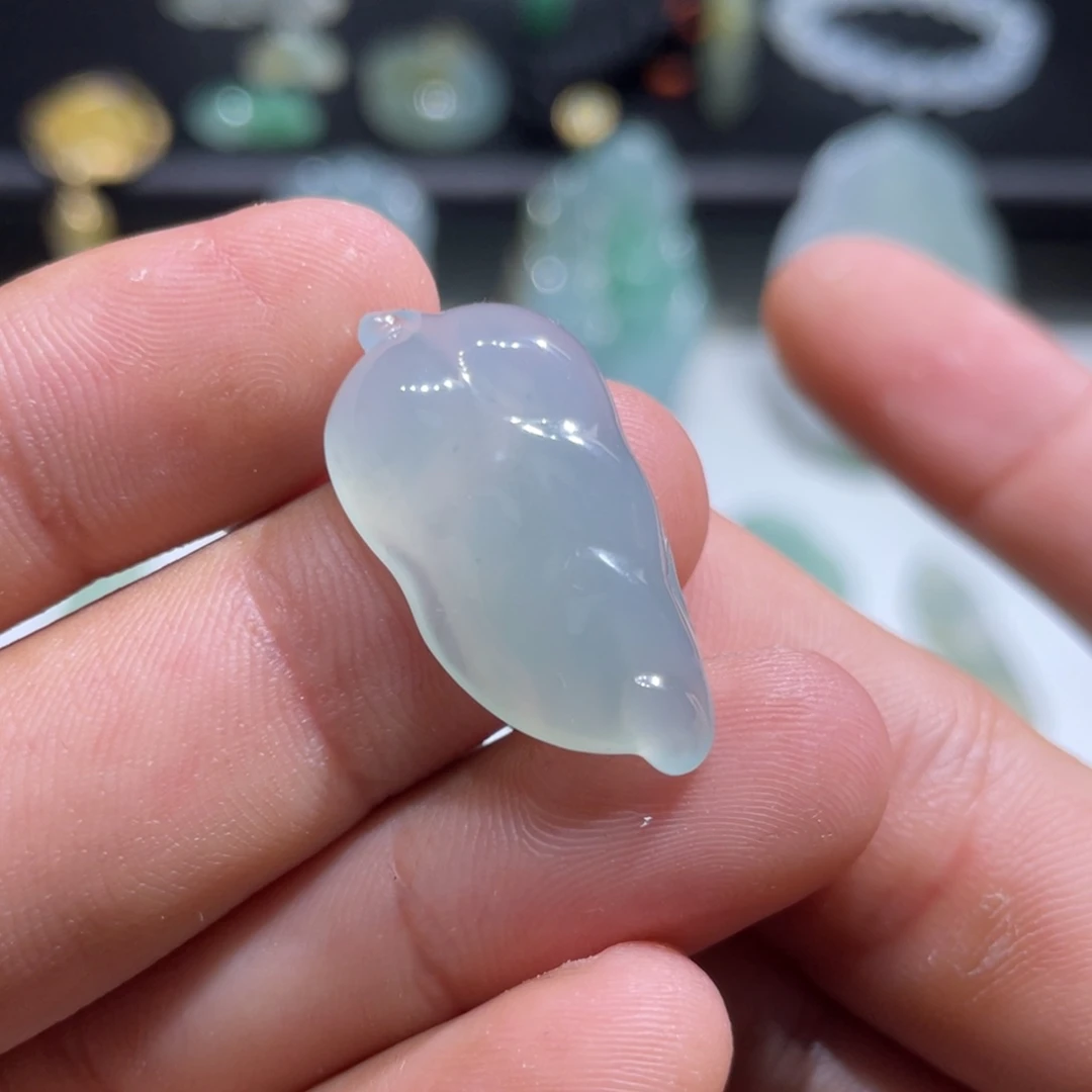 颈饰未镶嵌翡翠随形叶子