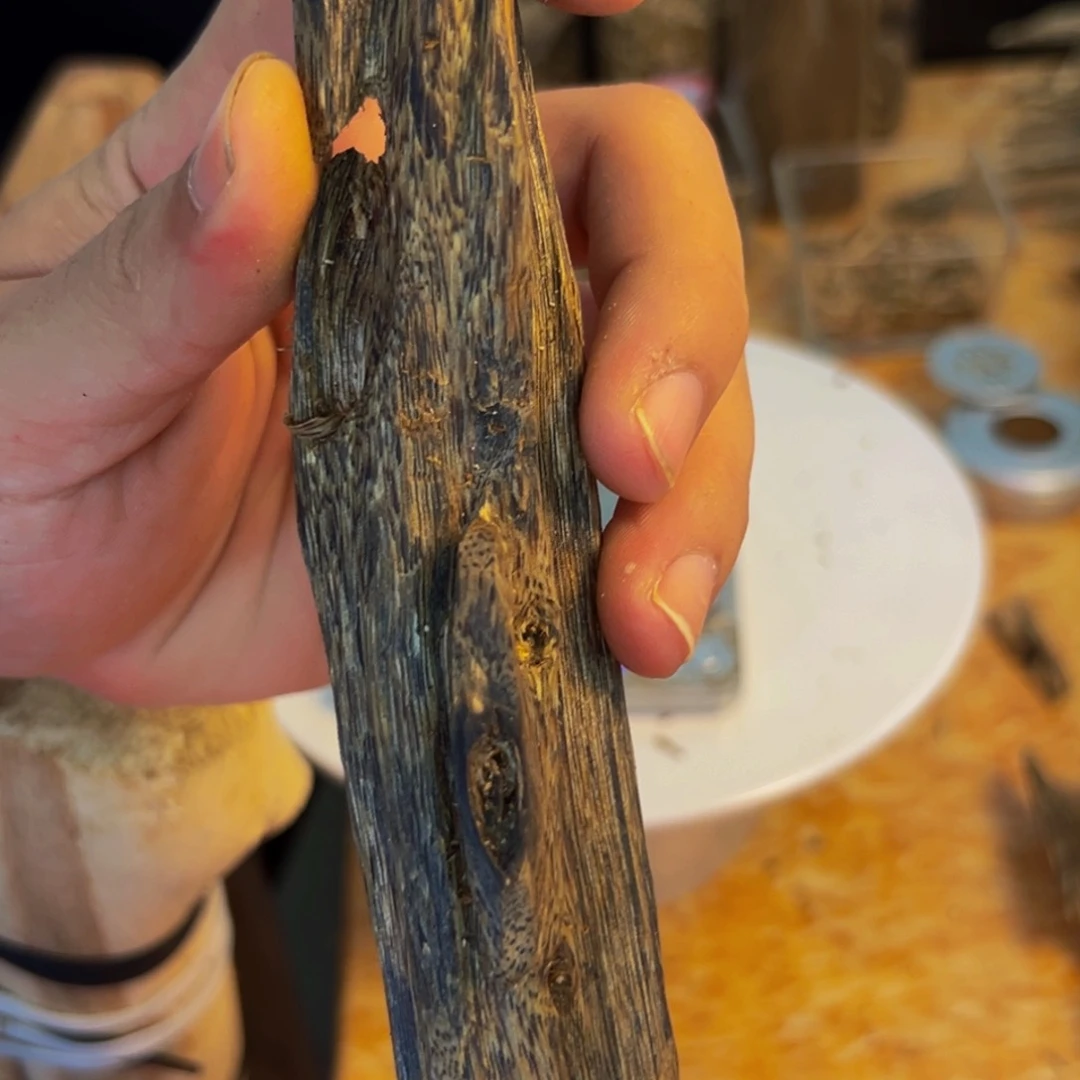 沉香碎屑沉香木沉香