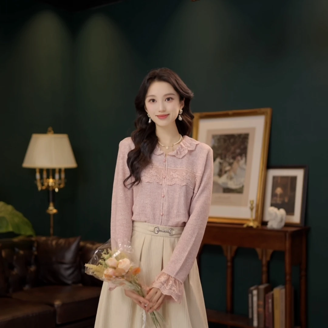 琦琦【暖粉绒绒】复古镂空针织宽松长袖上衣YE0708349