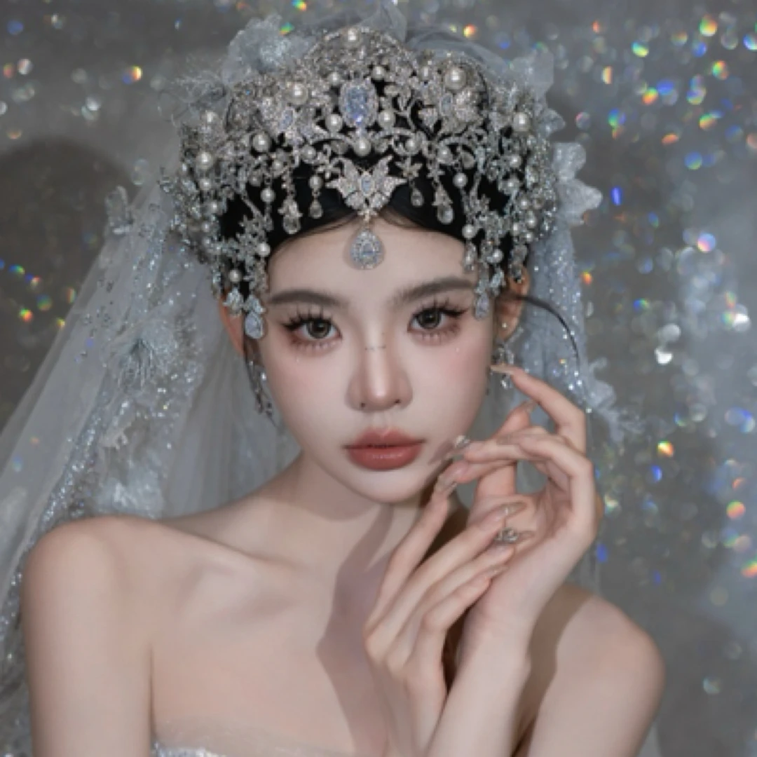 合金仿水晶婚庆饰品 17605新款气质轻奢眉心坠带流苏婚纱礼服皇冠