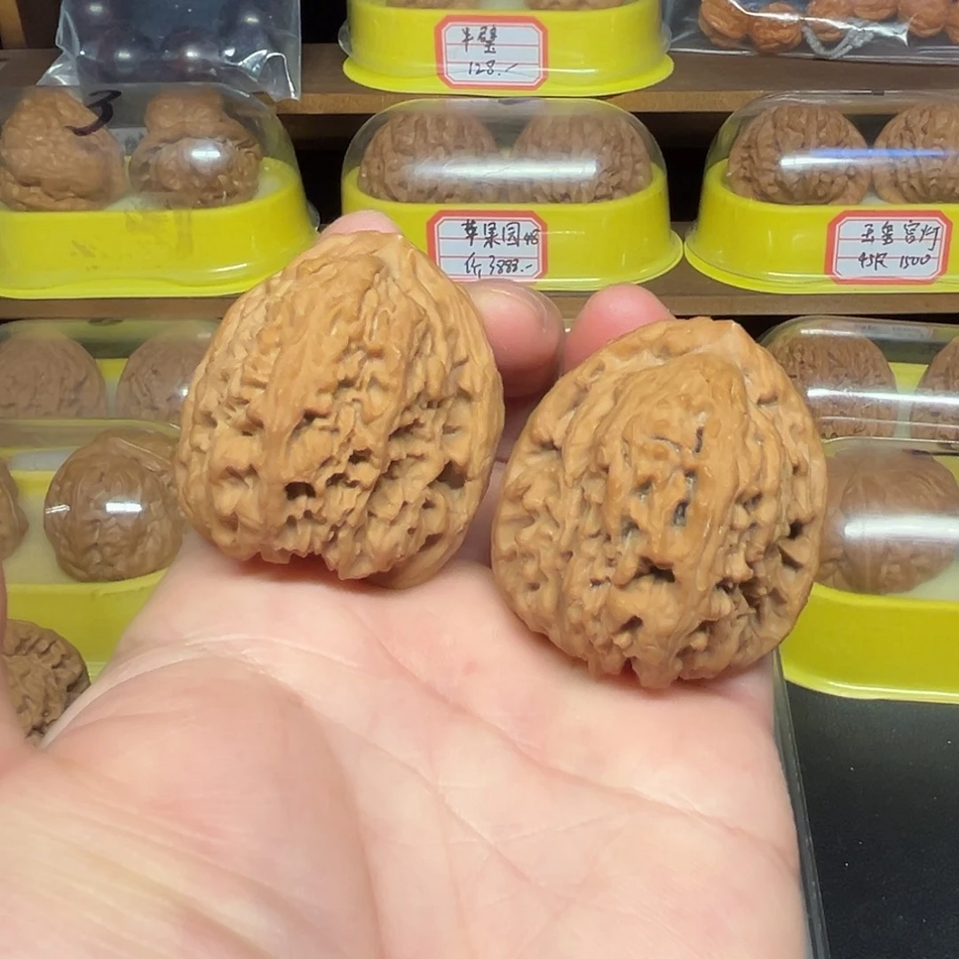 正****吊坠文玩核桃南疆高炮尺39