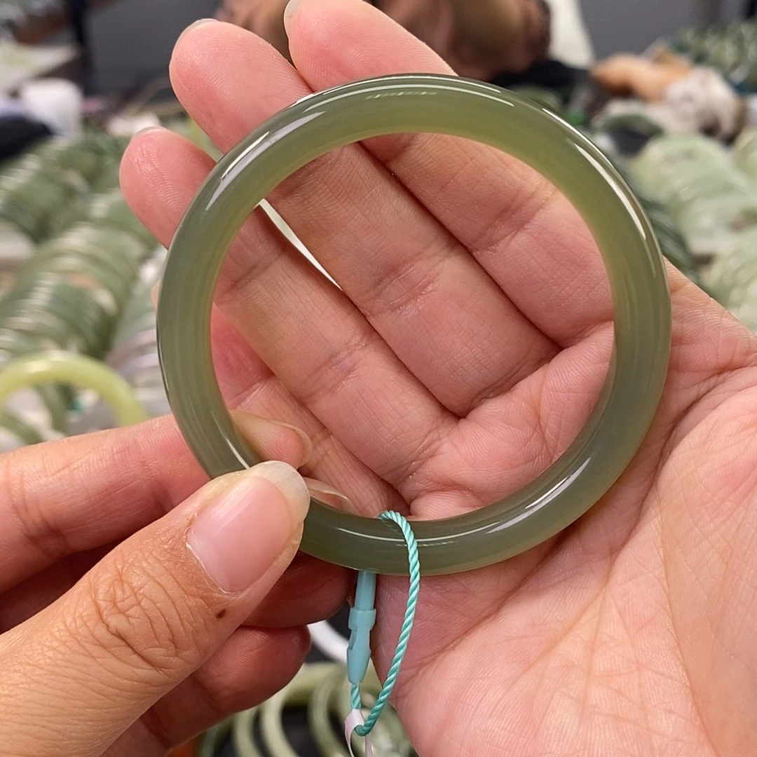 和田玉和田玉手镯53未镶嵌