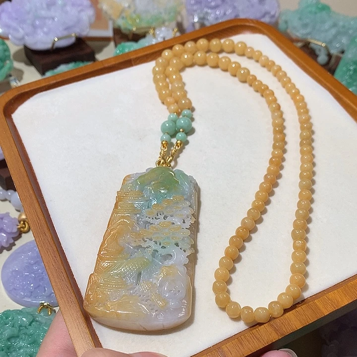 翡翠未镶嵌颈饰翡翠吊坠