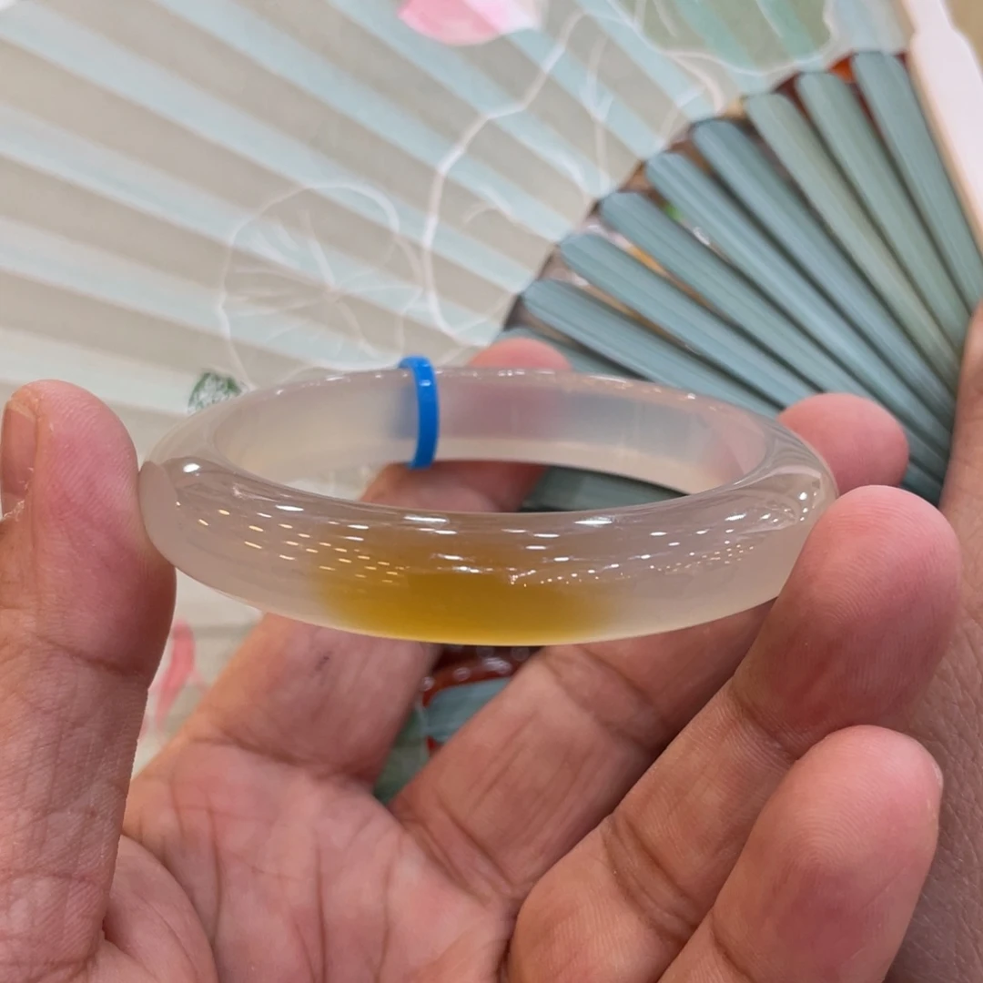 玛瑙/玉髓手镯未镶嵌?****.