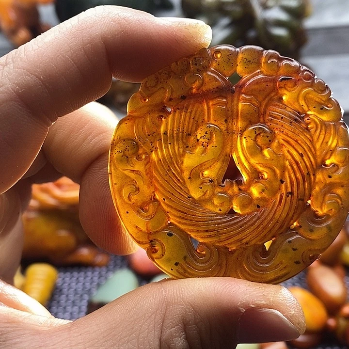 未镶嵌蛇纹石玉颈饰