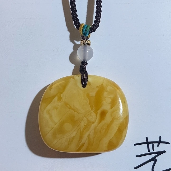 定制琥珀未镶嵌琥珀的