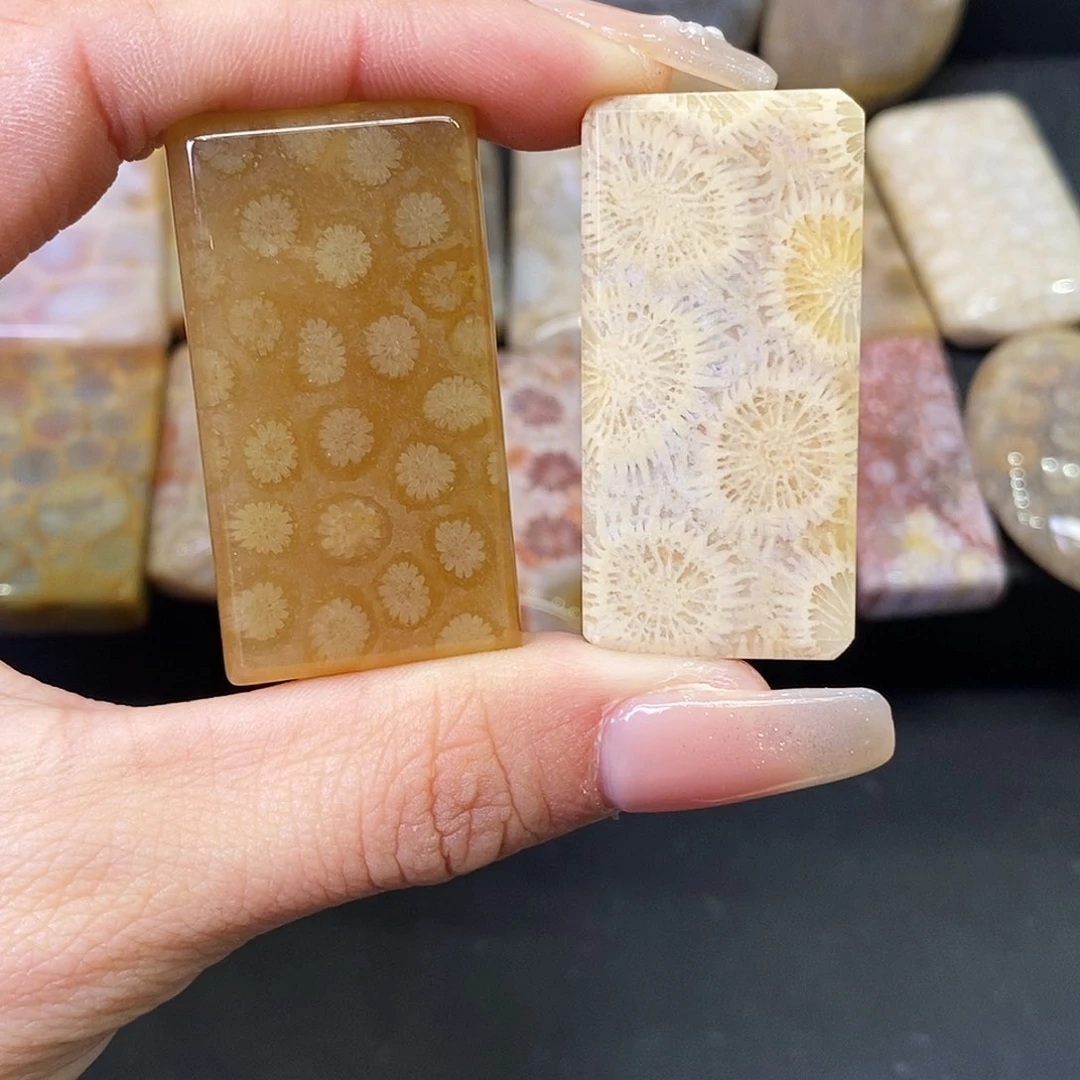 硅化玉颈饰合金一****?