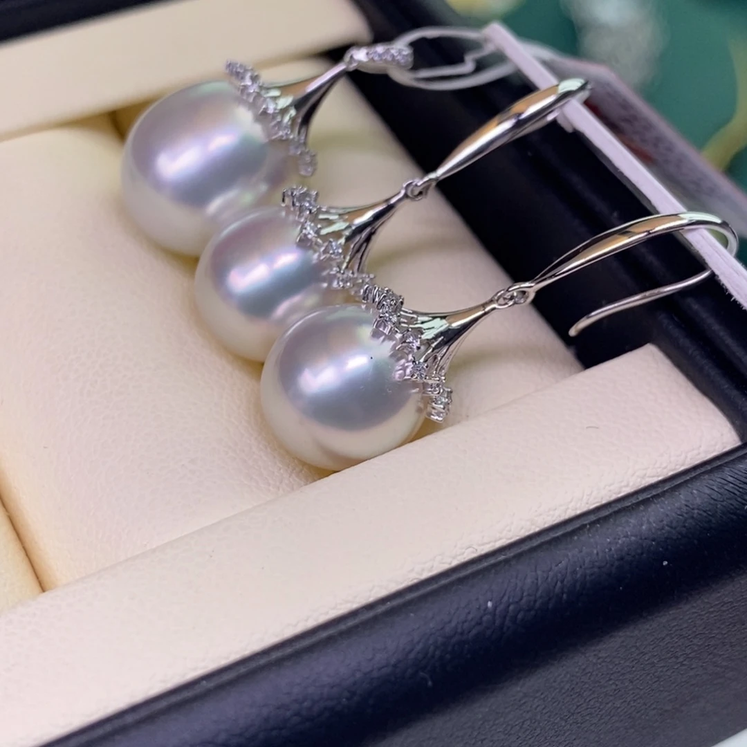 海水珍珠18K金镶嵌颈饰